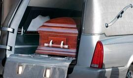 Vyras prisikėlė savo paties laidotuvėse