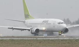 "Air Baltic" siūlo naują paslaugą - pasirinkti lėktuvo kaimyną