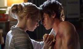 Aktorius Emmą Stone ir Andrew Garfieldą pagavo meilės voratinklis