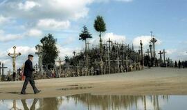 Kryžių kalnui – Vyriausybės dėmesys