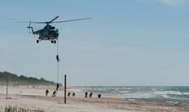 Ramų paplūdimį sudrebino karinė technika