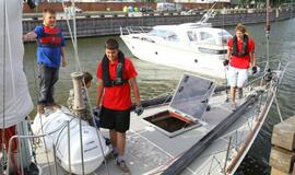 "Lietuva" išpaukia į didžiųjų burlaivių regatą