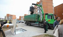 Klaipėdoje - pirmasis požeminis šiukšlių konteineris
