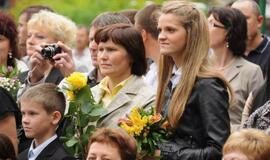 Klaipėdos universitete atidengta skulptūra "Polėkis"