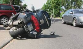 Vasaros pradžia pažymėta motociklo avarija