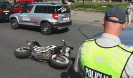 Nekaltas motociklininkas spruko iš avarijos vietos