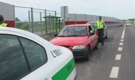 Girtas vairuotojas turėjo drąsos važiuoti Jakų žiedu