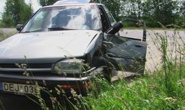 Avarija kelyje Jakai-Dovilai baigėsi be kraujo