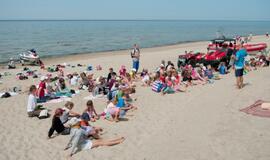 Melnragėje vaikai susipažino su gelbėtojo profesija