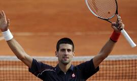 R. Nadalis "French Open" finale susitiks su N. Džokovičiumi