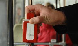 Iš vaiko pagrobė telefoną ir 2 autobuso talonėlius