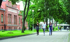 Klaipėdos universitete - daugiau nei 400 naujų magistrantų