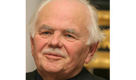 Mirė istorikas akademikas Vytautas Merkys