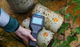 Vėžaičiuose aptikti konteineriai su radiacijos ženklais