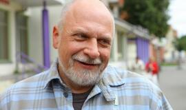 M. Mažvydo alėjos suoliukai - "Vakarų ekspreso" redakcijoje