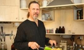 Virtuvėje improvizuoja genamas šeštojo jausmo