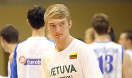 Arvydo Sabonio sūnų Domantą vilioja JAV krepšinio mokyklos