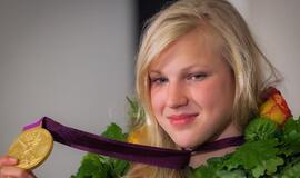 Kauniečiai Rūtos Meilutytės garbei miesto centre pasodino liepaitę