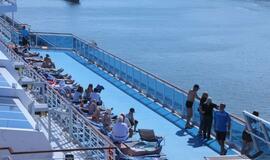 Laive "Costa Pacifica" nuo blizgesio svaigsta galva