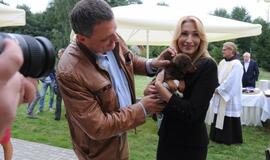 Antanas ir Daina Bosai Karklėje atidarė poilsio ir pramogų kompleksą