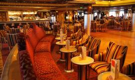 Laive "Costa Pacifica" nuo blizgesio svaigsta galva