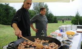 Antanas ir Daina Bosai Karklėje atidarė poilsio ir pramogų kompleksą