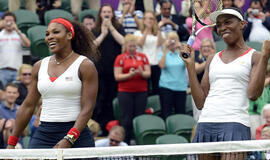 Seserys Viljams trečią kartą tapo olimpinėmis čempionėmis