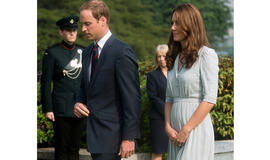 Kembridžo hercogienės Keit kelionę po Aziją lydi spėlionės apie jos nėštumą