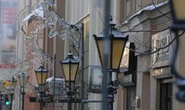 Miegas tamsoje trukdo prisiauginti svorio