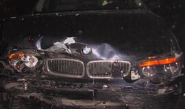 "Opel Astra" pasimaišė BMW kelyje