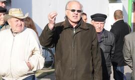 Dituviškių mitinge - aistros, šūksniai ir apsistumdymai