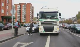 Valeros navigacija nepastebėjo "mažiuko" "Mercedes-Benz"