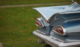 Klasikiniai automobiliai atsisveikino su vasara