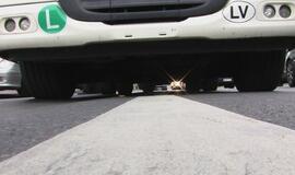 Valeros navigacija nepastebėjo "mažiuko" "Mercedes-Benz"