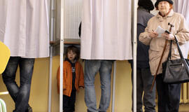 Rinkėjai užbaigs formuoti naują Seimą