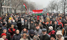 Vengrija kartu su obligacijomis, siūlo įsigyti ir pilietybę