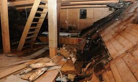 "Meridianas" iš vidaus