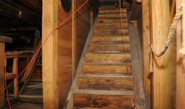 "Meridianas" iš vidaus