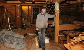 "Meridianas" iš vidaus