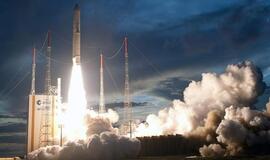 Raketa "Ariane-5" į orbitą iškėlė du palydovus