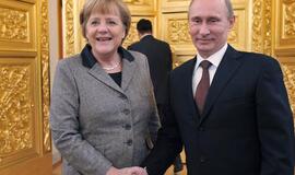 Vladimiras Putinas pavadino Angelą Merkel pavyzdiniu vokiečiu