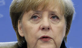 Angela Merkel perspėja, kad džiaugtis dėl krizės pabaigos dar anksti