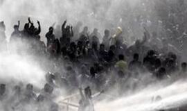 Per protestus prieš seksualinius nusikaltimus Indijoje nušautas žurnalistas