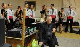 Į pasaulio čempionatą - paskui papūgėlę