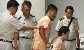 Terorizmu kaltinami iraniečiai pasirodė Tailando teisme