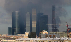 Maskvos centre užsidegė statomas dangoraižis