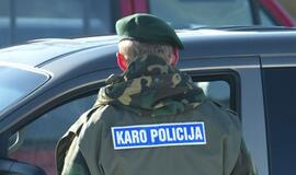 Neblaivus karo policininkas siūlė 10 tūkst. litų kyšį