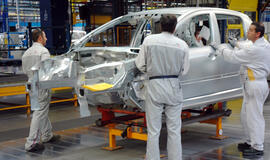 "Peugeot" ir "General Motors" planuoja kartu naudoti naują prancūzų technologiją