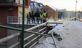 Po naktinės avarijos - sumaitotas Pilies tiltas