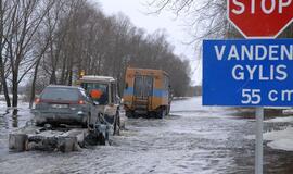 Potvynis atšalus keičia gyvenimą